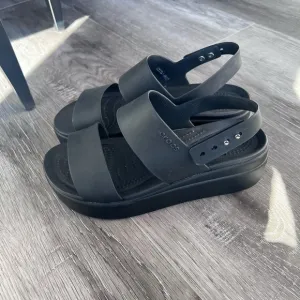 Crocs Brooklyn Low Wedge Black Sandals