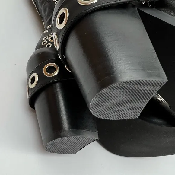 Current Mood Flight Risk Cowboy Boots Size 6