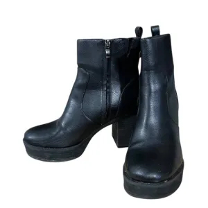 Cushionaire Festival Black Square Toe Block Heel Platform Ankle Boots Size 8