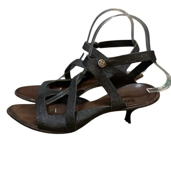 Cydwoq Minimal Women's Cydwoq Vintage Sandal Size 38 US 8