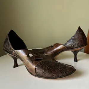 CYDWOQ Vintage Kitten Heels Handmade Leather Cut Out Textured Size  37 US 7
