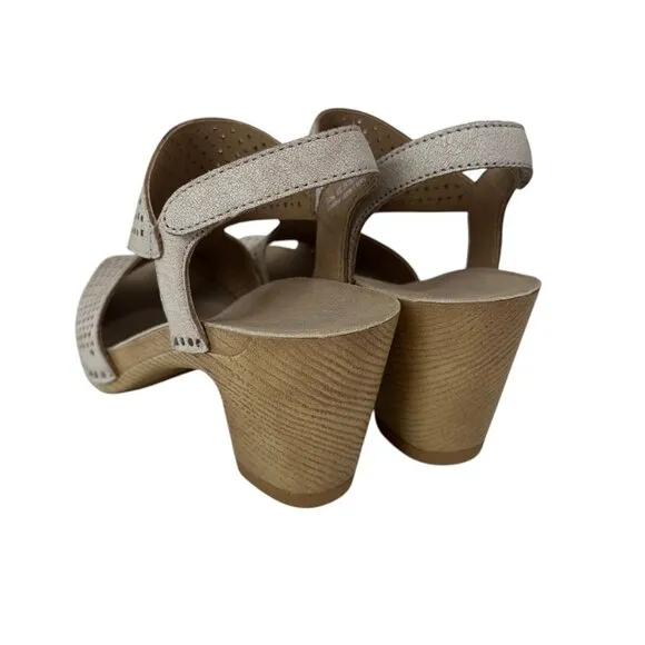 Dansko Beige Leather Perforated Slingback Sandals Wood-Look Block Heel SZ 36