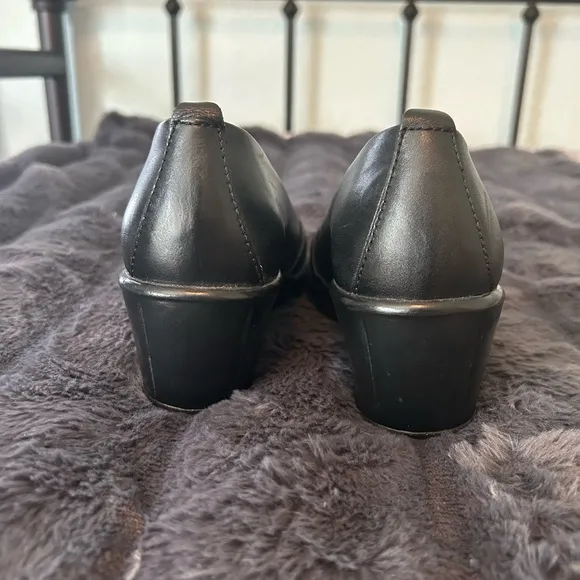 Dansko Black Leather Heels Size 38