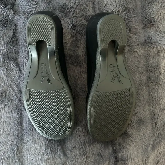 Dansko Black Leather Heels Size 38