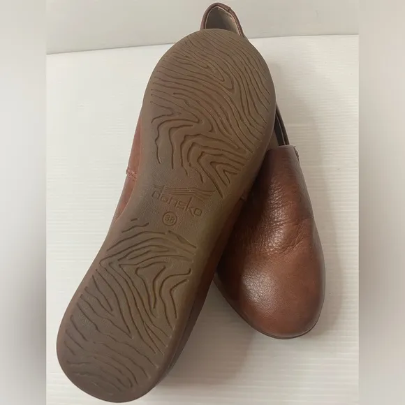 Dansko Larisa Women's Casual Shoes, Saddle Milled Size EU 38 US 7.5