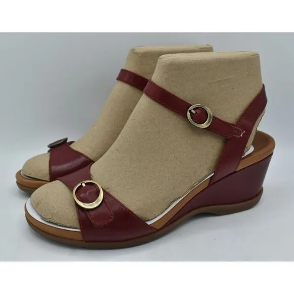 Dansko Womens EU 40 US 9.5-10 Arielle Red Glazed Leather Wedge Open Toe Sandals