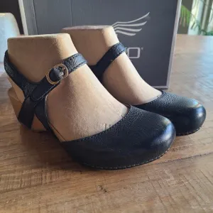 Dansko Womens Tiffani Milled Burnished Black Leather Wedge Sandals Size 40 EU