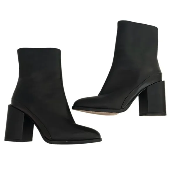 Dear Frances Spirit Boot, Black, Size US 6/EU 36