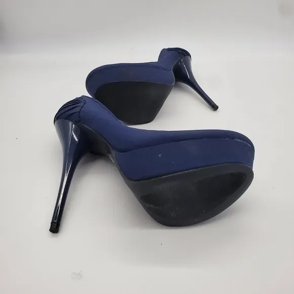 Deb Stiletto Heel Pumps Women's 7 Navy Blue