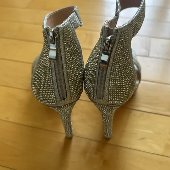 Delicacy Silver rhinestone sandal stiletto heel shoes