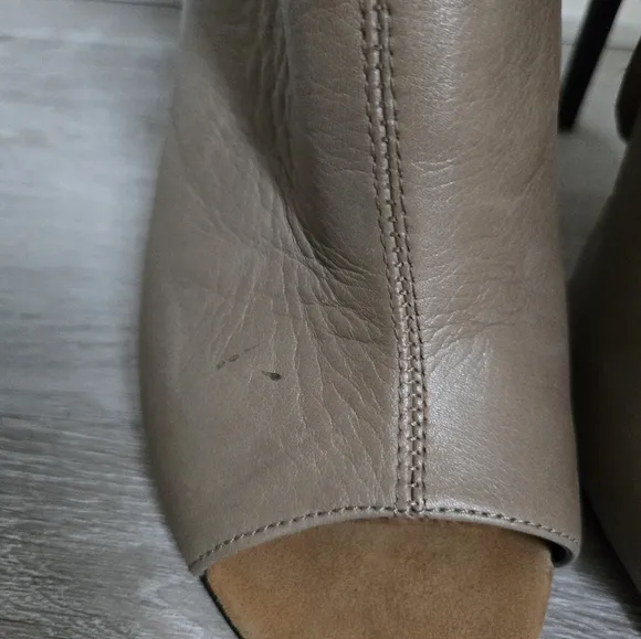 Diane Von Furstenberg DVF Leather Peep Toe Slingback Sandals Booties