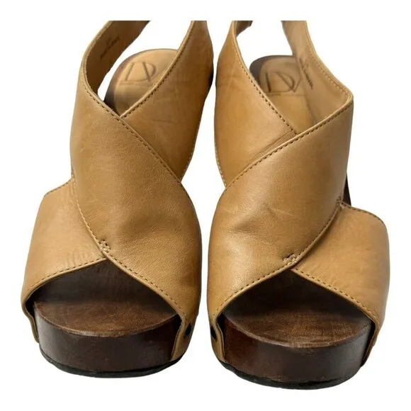 Diane Von Furstenberg Shoes Women 6 Tan Leather Open Toe Slingback Wood Heels