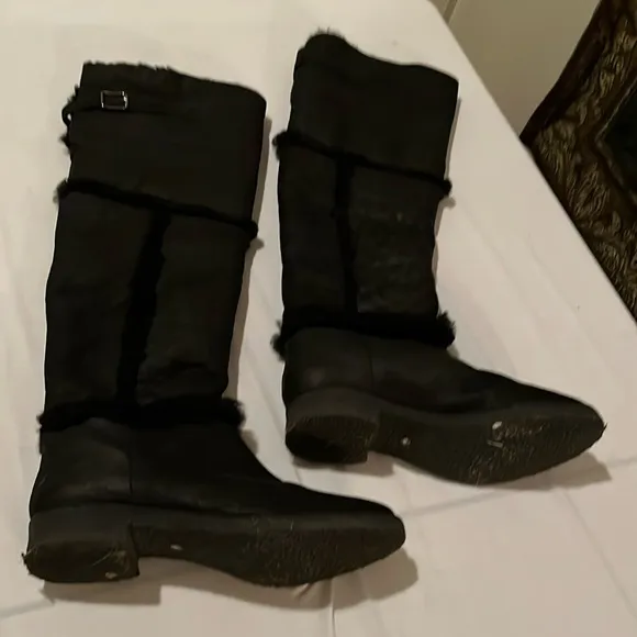 Diane Von Furstenberg size 10 black leather shearling lined over the knee boots