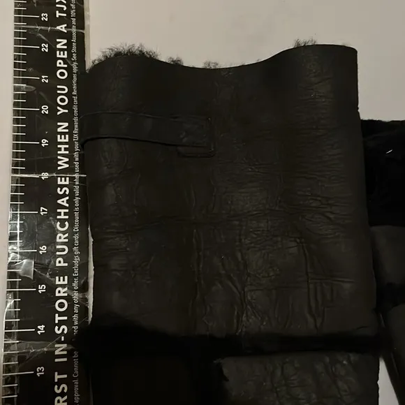 Diane Von Furstenberg size 10 black leather shearling lined over the knee boots