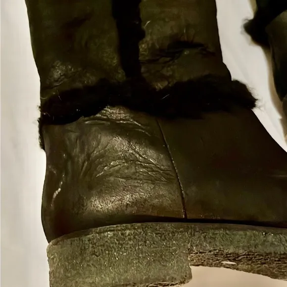 Diane Von Furstenberg size 10 black leather shearling lined over the knee boots
