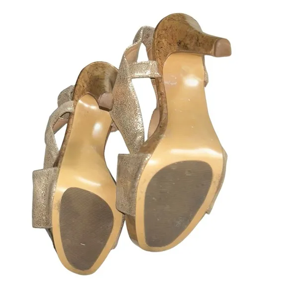 Diane Von Furstenberg Zia Metallic Gold Leather High Heel Sandals. Size 8