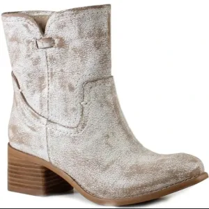 Diba True Whitewash Boho Chic Cowgirl Rustic Distressed Look boots Sz 9