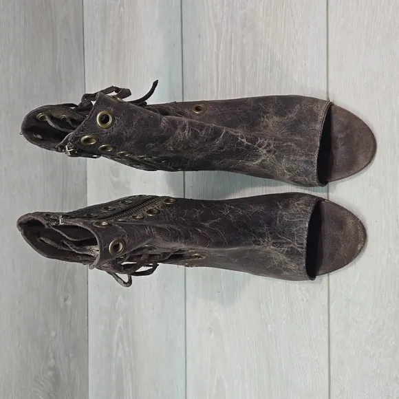 Diba True Women Ankle Distressed Leather Heels Boho shoes boots sz 8