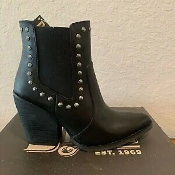 Dingo Stay Sassy Western Booties Women's Studded Ankle Leather Boots Black
