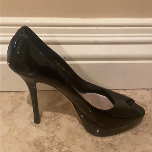Dior Black Miss Patent Leather Pumps US 6.5