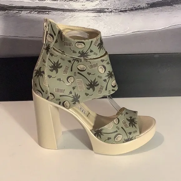 DOGO Shoes Vegan Leather Ivory Platform Coconut Palm Tree Sandal Shoe Sz 37 US 7