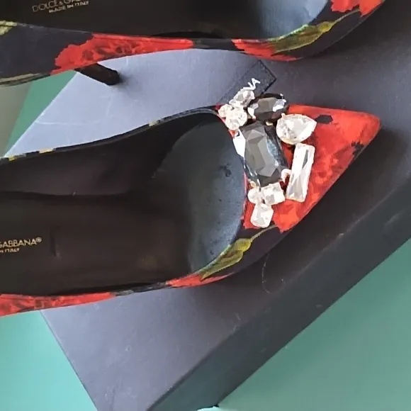 Dolce &amp; Gabbana Floral Printed shoes