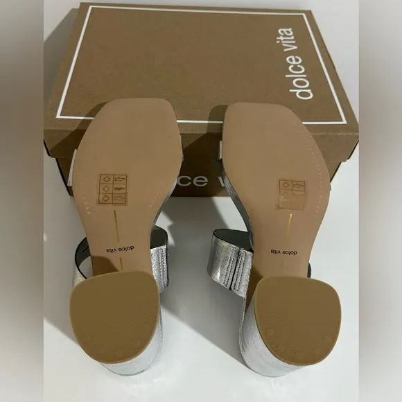 Dolce Vita NIB Silver Metallic Cataya Block Heel Sandals