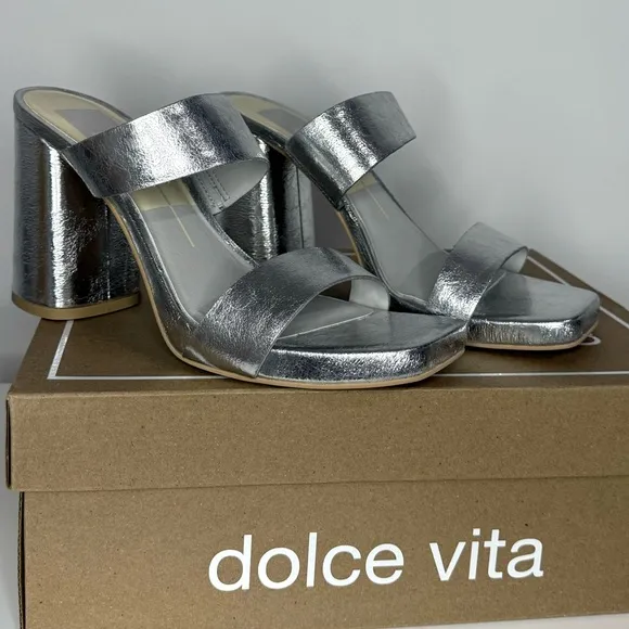 Dolce Vita NIB Silver Metallic Cataya Block Heel Sandals