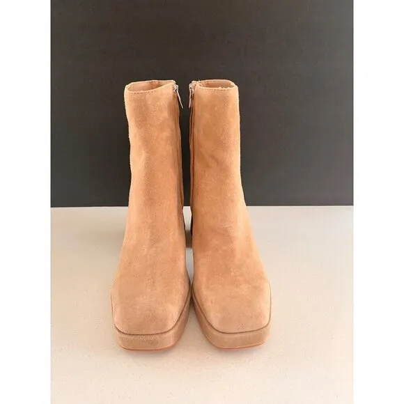 Dolce Vita Ulyses Square beige suede Toe Platform Boots Size 9
