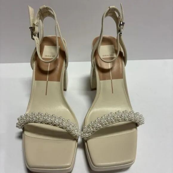 Dolce Vita Women’s Alesia, Vanilla Block Heel Sandals, Size 8.5 M