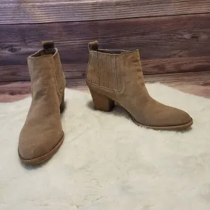 Dolce Vita beige suade ankle block heel boots