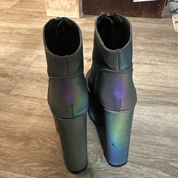 Dolls Kill Y.R.U. Nightmare Reflective Platform Heeled Boots Shoes Size US 8