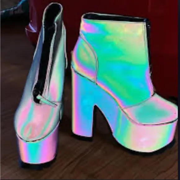 Dolls Kill Y.R.U. Nightmare Reflective Platform Heeled Boots Shoes Size US 8