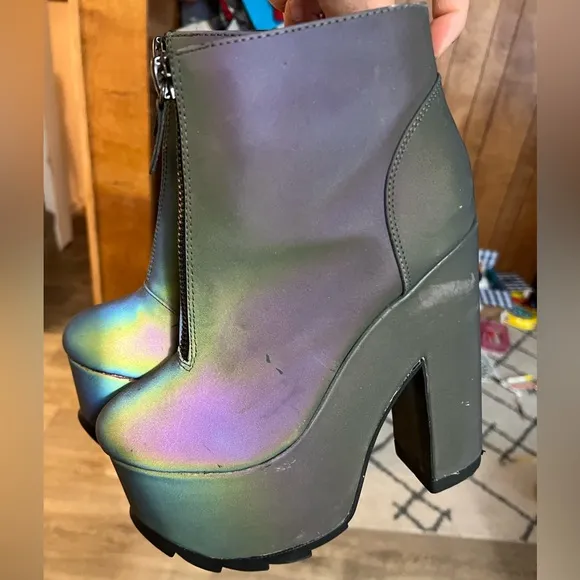 Dolls Kill Y.R.U. Nightmare Reflective Platform Heeled Boots Shoes Size US 8