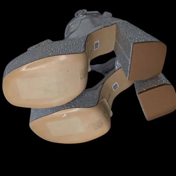 Dolly Crystal Sandal In Gray Suede... Size 10
