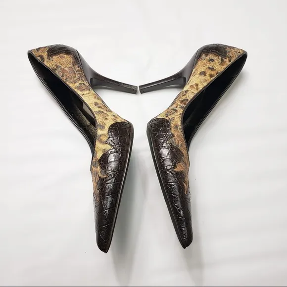 Donald J Pliner Brown Textured Leather Shoes Pumps