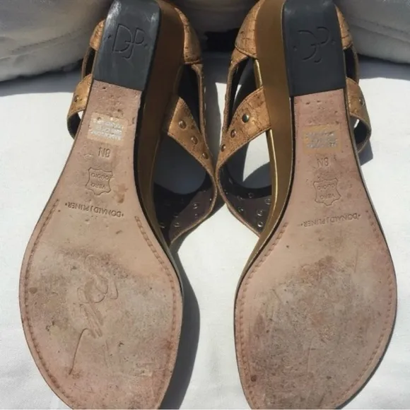 DONALD J PLINER Cork Wedge Sandal