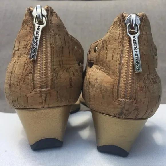 DONALD J PLINER Cork Wedge Sandal
