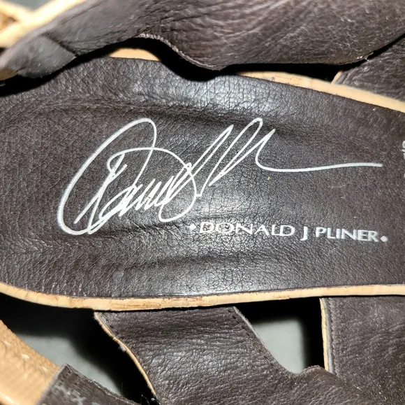 Donald J. Pliner Gretel Natural Cork Wedge Sandals Size 8.5 NWT