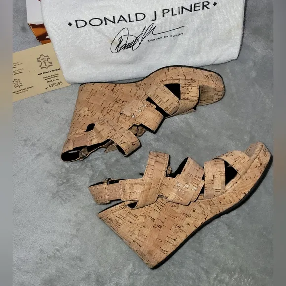 Donald J. Pliner Gretel Natural Cork Wedge Sandals Size 8.5 NWT