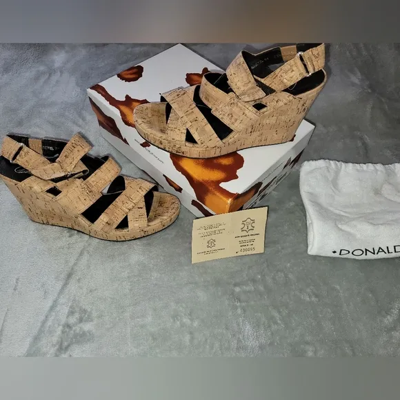 Donald J. Pliner Gretel Natural Cork Wedge Sandals Size 8.5 NWT