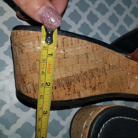 Donald J Pliner Safari Wedge Sandals 8.5 NWOT