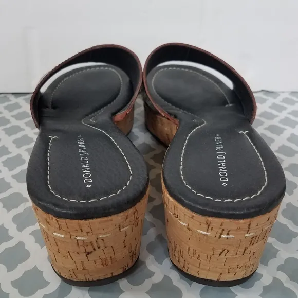 Donald J Pliner Safari Wedge Sandals 8.5 NWOT