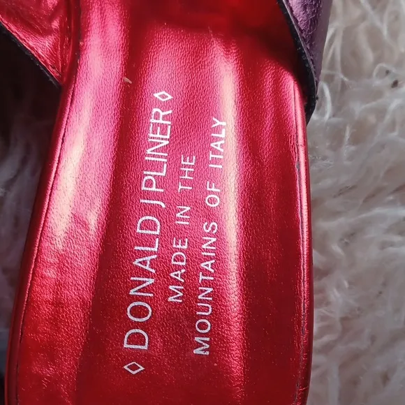 Donald J Pliner  wedge sandals