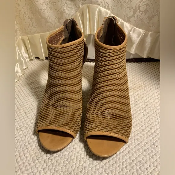 DONALD J PLINER WOMENS LEATHER WEDGE SANDALS