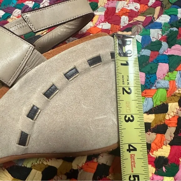 Donald J.Pliner Sport-i-Que Kerry Natural leather Wedge Women's Sandals Size 8