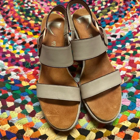 Donald J.Pliner Sport-i-Que Kerry Natural leather Wedge Women's Sandals Size 8