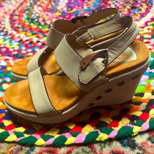 Donald J.Pliner Sport-i-Que Kerry Natural leather Wedge Women's Sandals Size 8