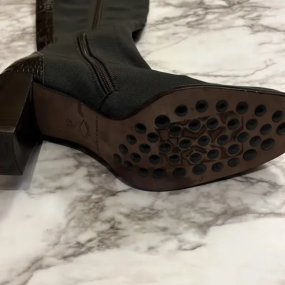 Donald Pliner dark brown tall boots