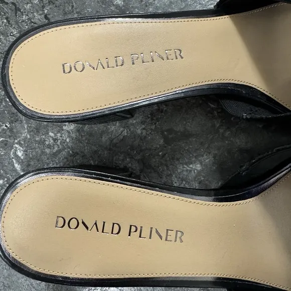 Donald Pliner Womens Melros Block Heel Sandals Pebbled Metallic Black Leather 11